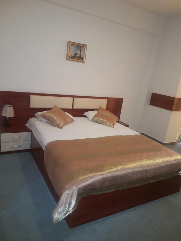 Hotel Lido Craiova Eksteriør billede